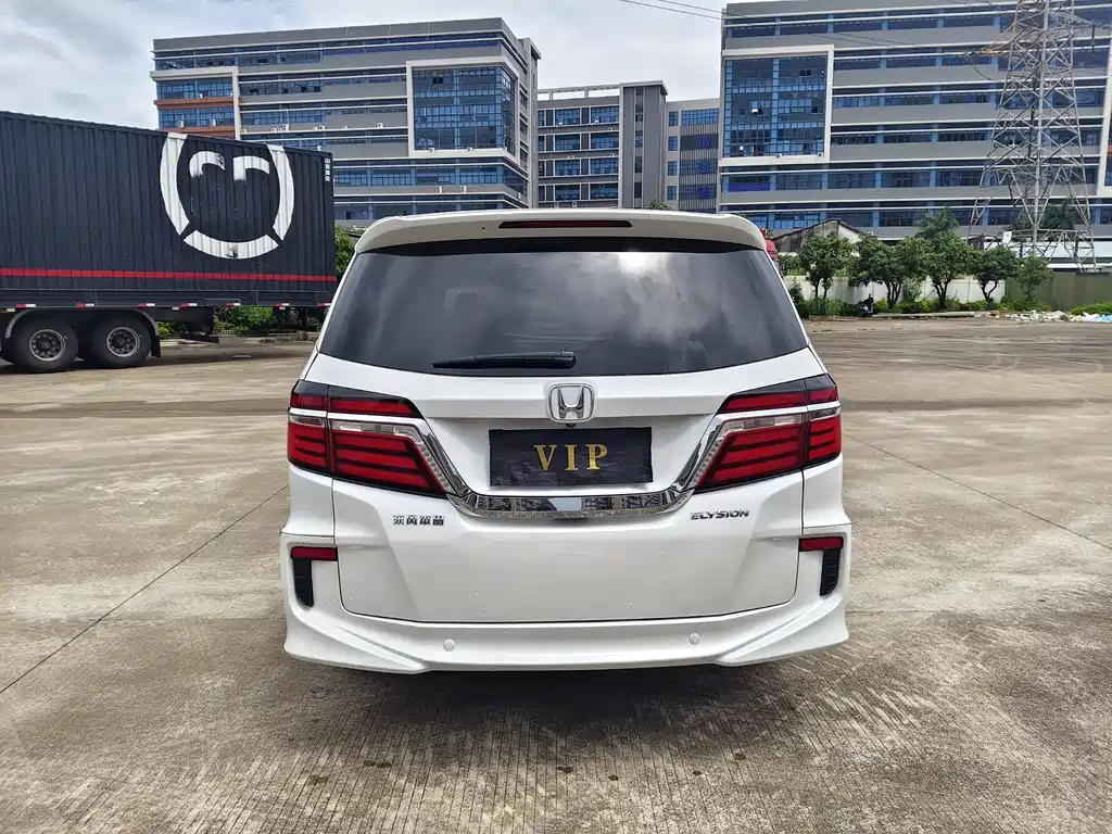 Elysion 2.4 L Supreme