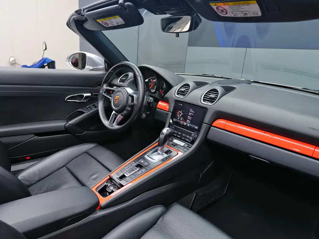 Porsche 718 Boxster 2.0 T