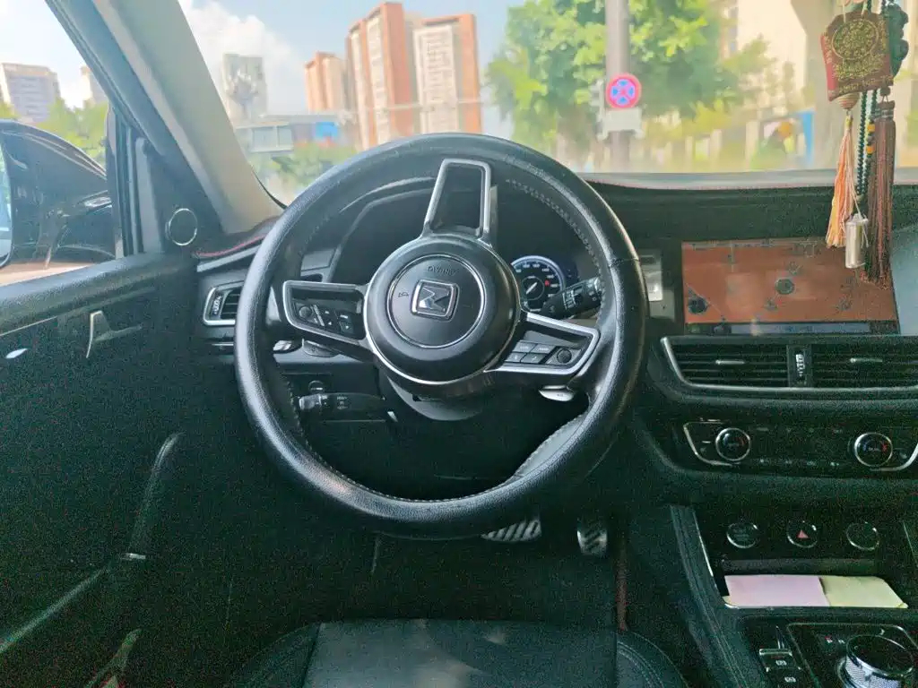 Zotye T600 众泰T600 2016款 运动版 2.0 T DCT尊贵型