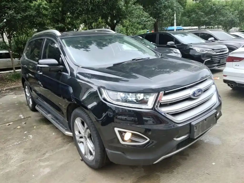 Edge EcoBoost 245 2 WD Grand Sharp 7-seat CN-V