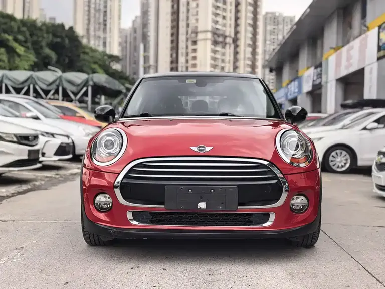 MINI 1.5 T COOPER 5-door