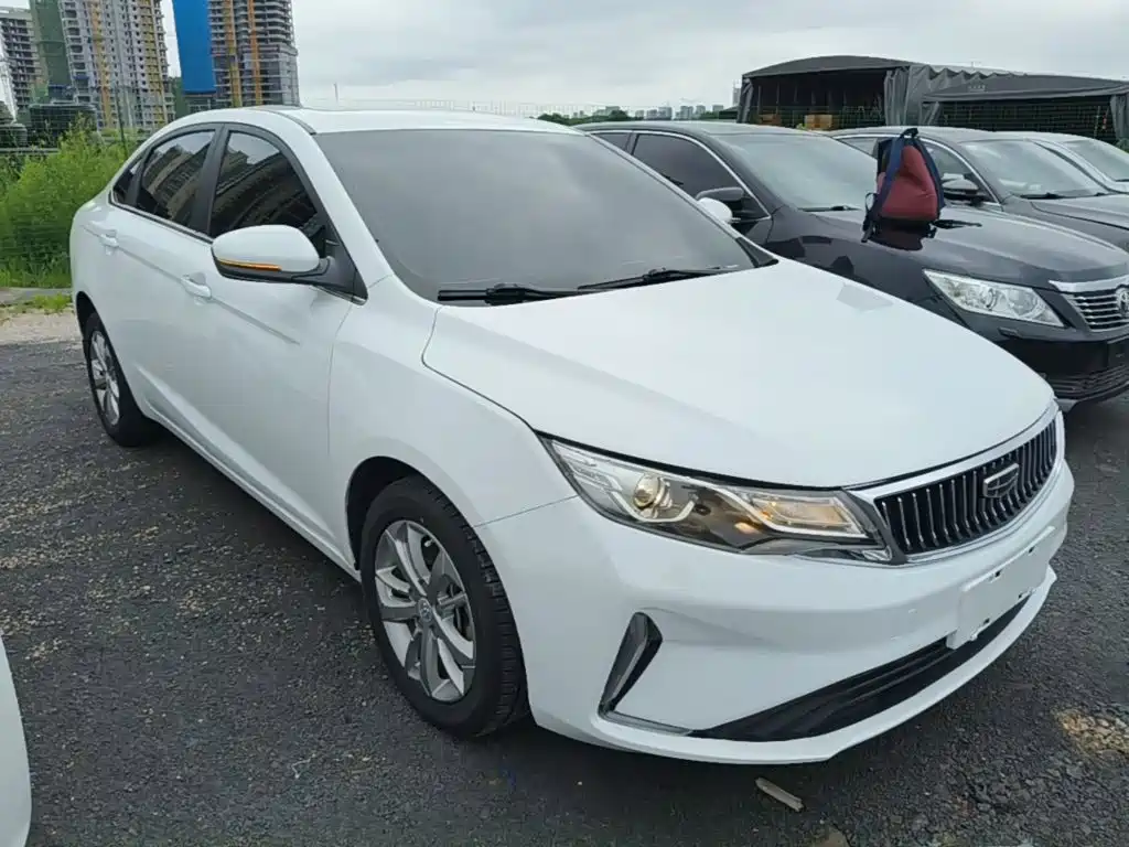 Emgrand GL UP 1.4 T CVT Leading Style