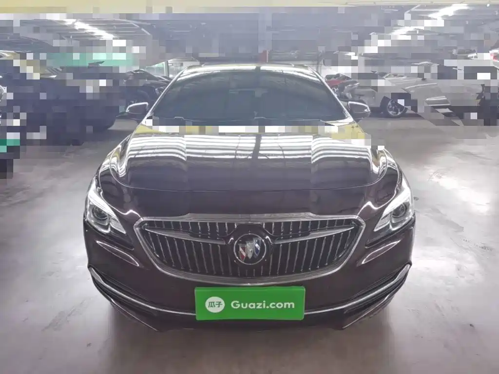 LaCrosse 20 T Luxury