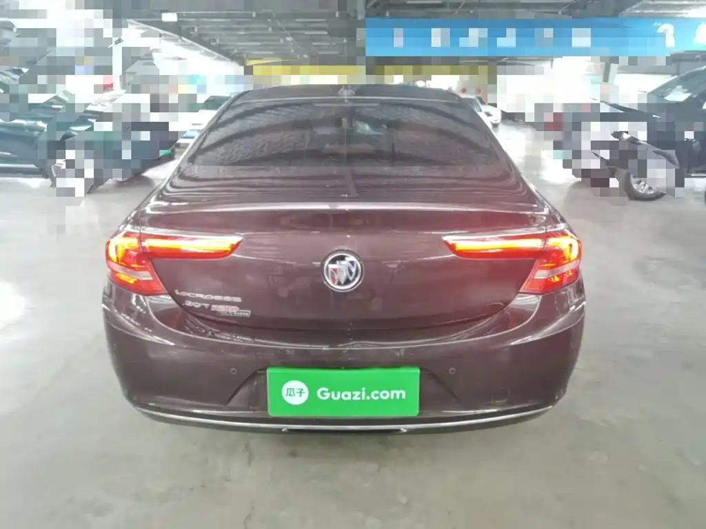 LaCrosse 20 T Luxury