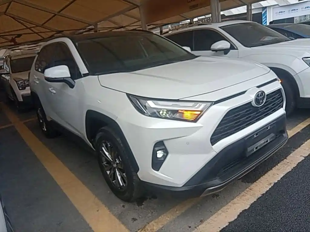 RAV4 2.0 L CVT 2 WD Style Plus
