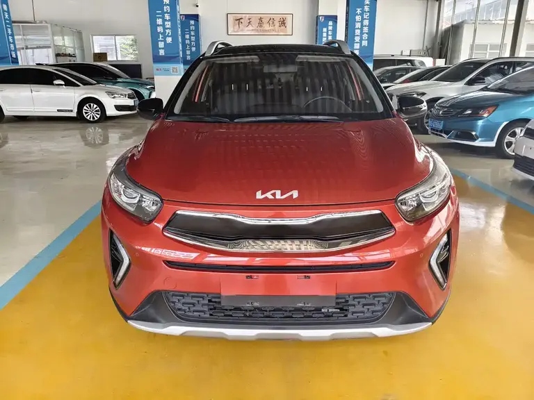 Kia Stonic 1.4 L CVT Sunroof