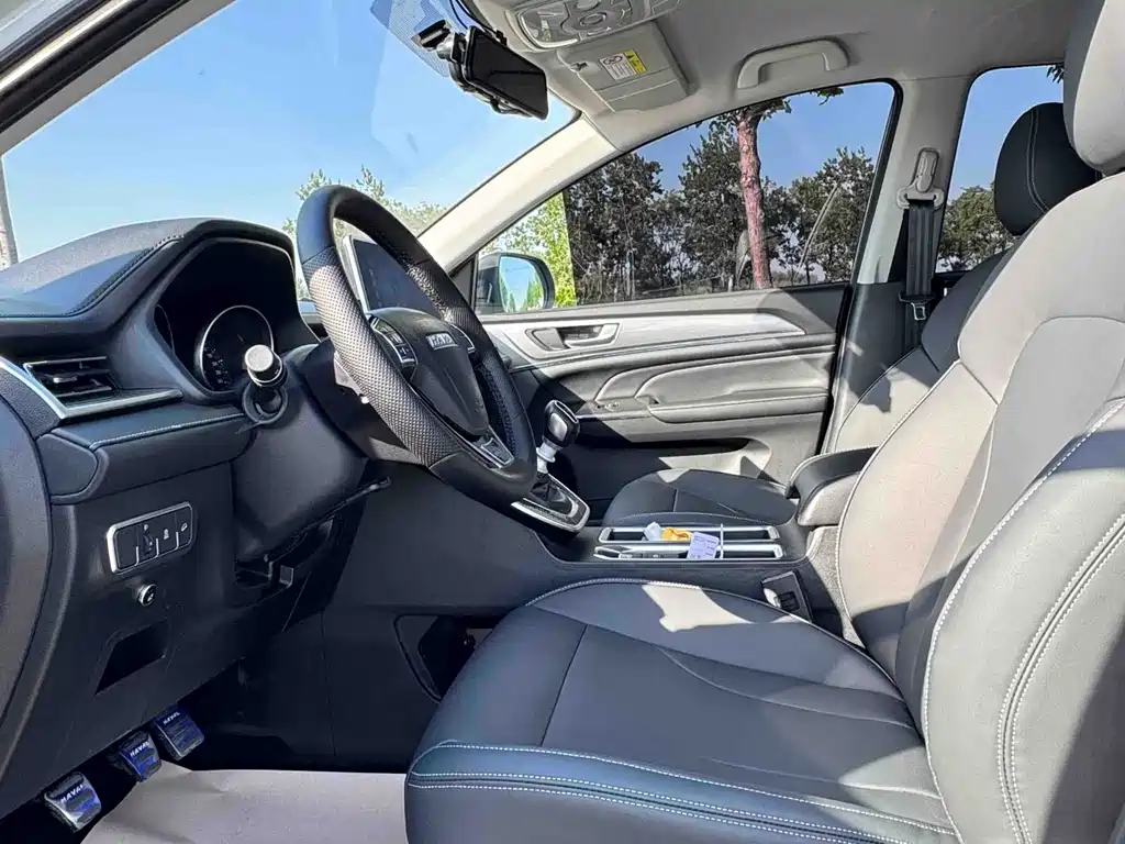 Haval M6 PLUS 1.5 T Manual Elite Connected