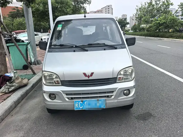 Wuling Zhiguang 1.2 L Utility LSI