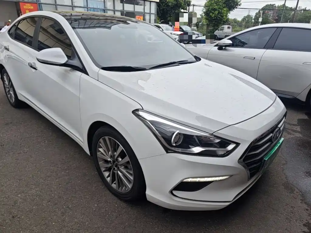 Mistra 1.8 L Auto Intelligent GLS CN-V