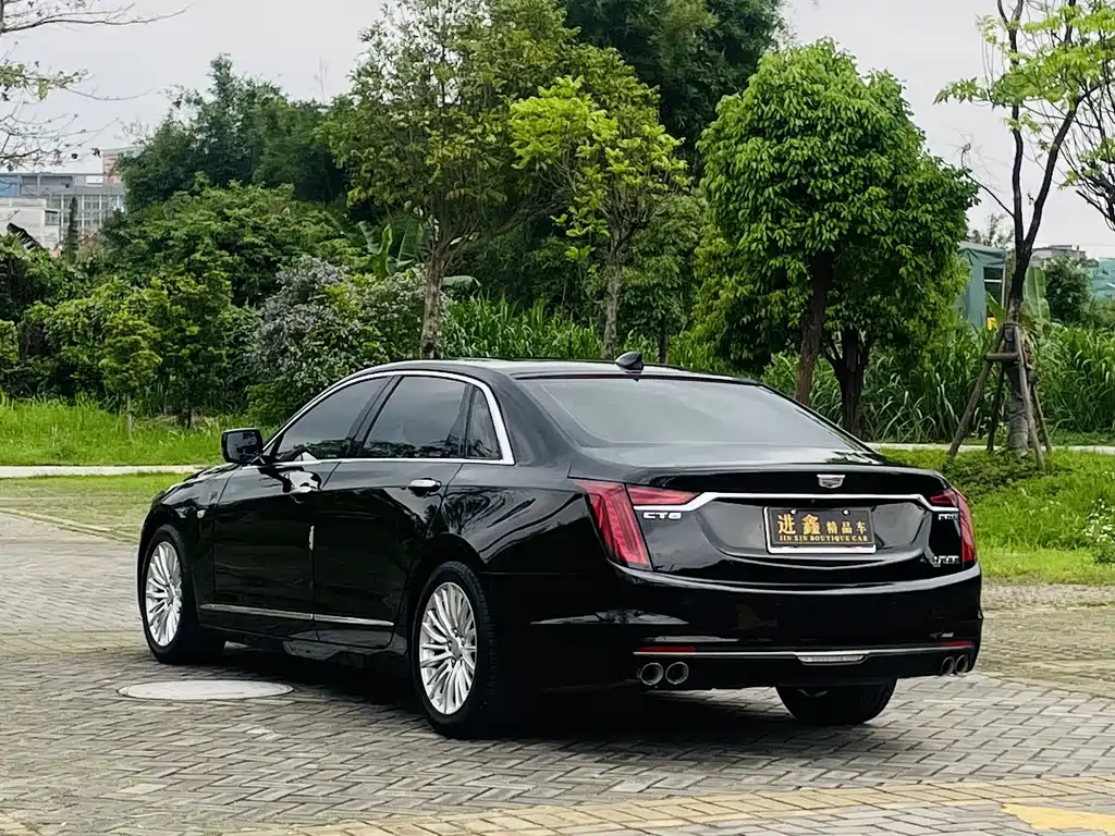 Cadillac CT6 28 T Luxury