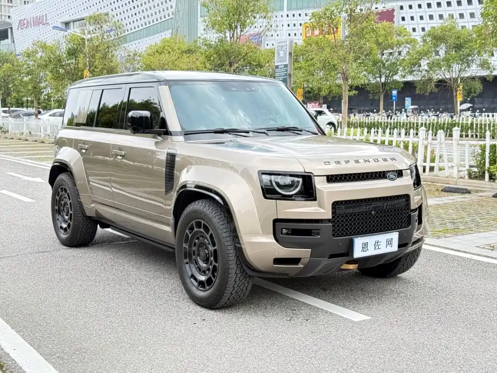 Land Rover Defender 路虎卫士 2026款 110 OCTA BLACK