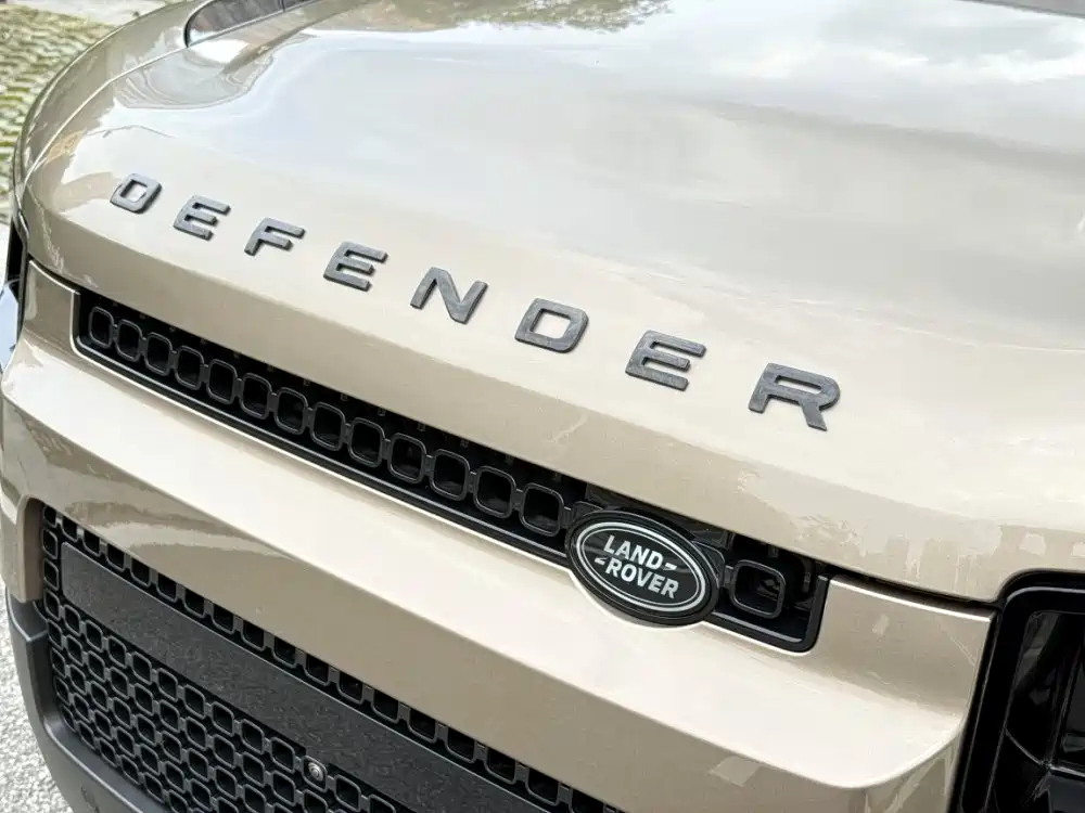 Land Rover Defender 路虎卫士 2026款 110 OCTA BLACK