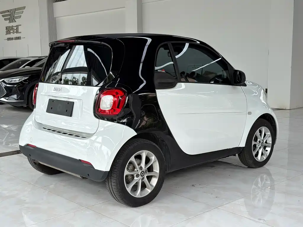 smart fortwo 1.0 L 52 kW Hardtop Agile