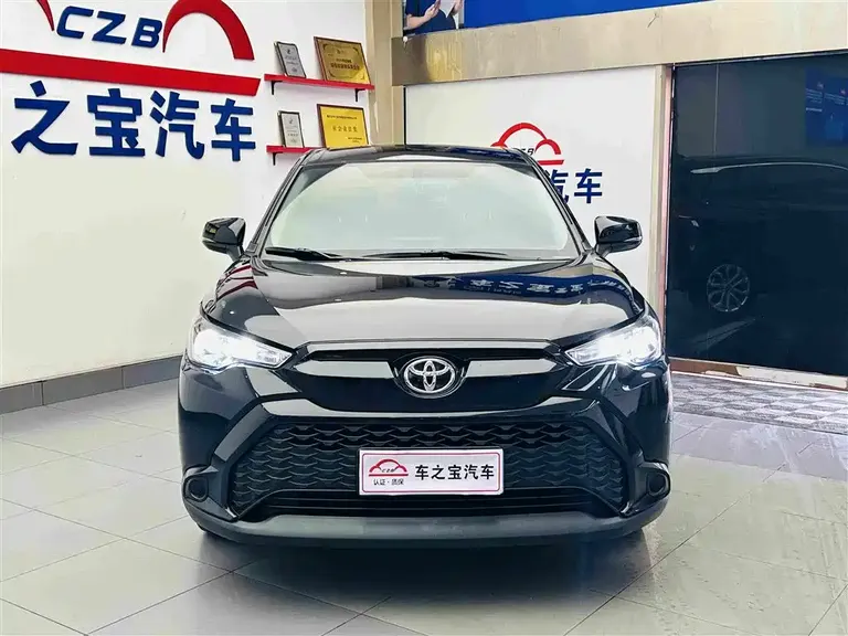 Toyota Frontlander 2.0 L CVT Elite