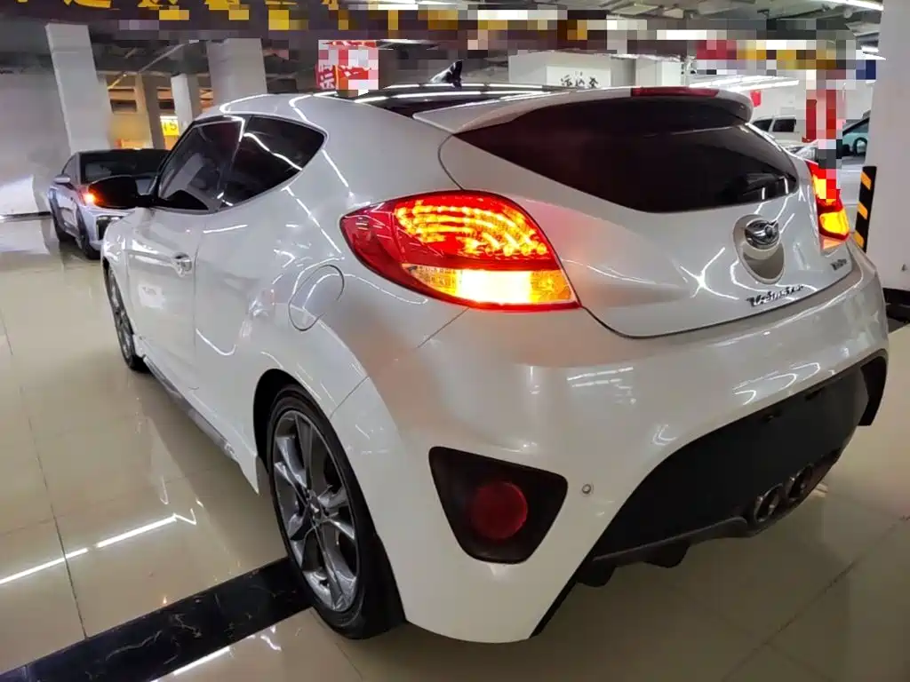 Veloster Veloster飞思 2015款 1.6 T 自动豪华版