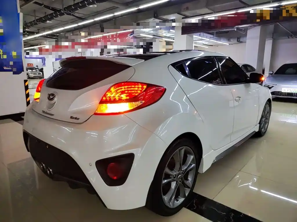 Veloster Veloster飞思 2015款 1.6 T 自动豪华版