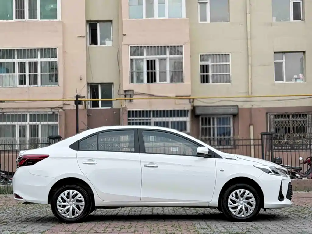 Vios 1.5 L 20 Anniversary