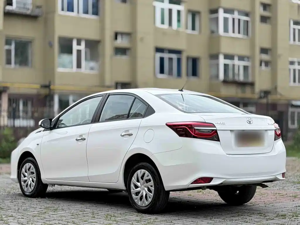 Vios 1.5 L 20 Anniversary