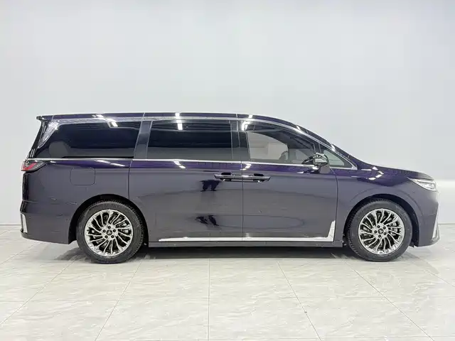 Voyah Dreamer PHEV Ultra Long Range Flagship