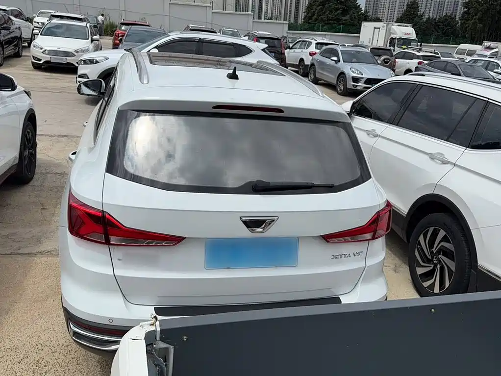 Jetta VS7 1.4 T Auto Joy