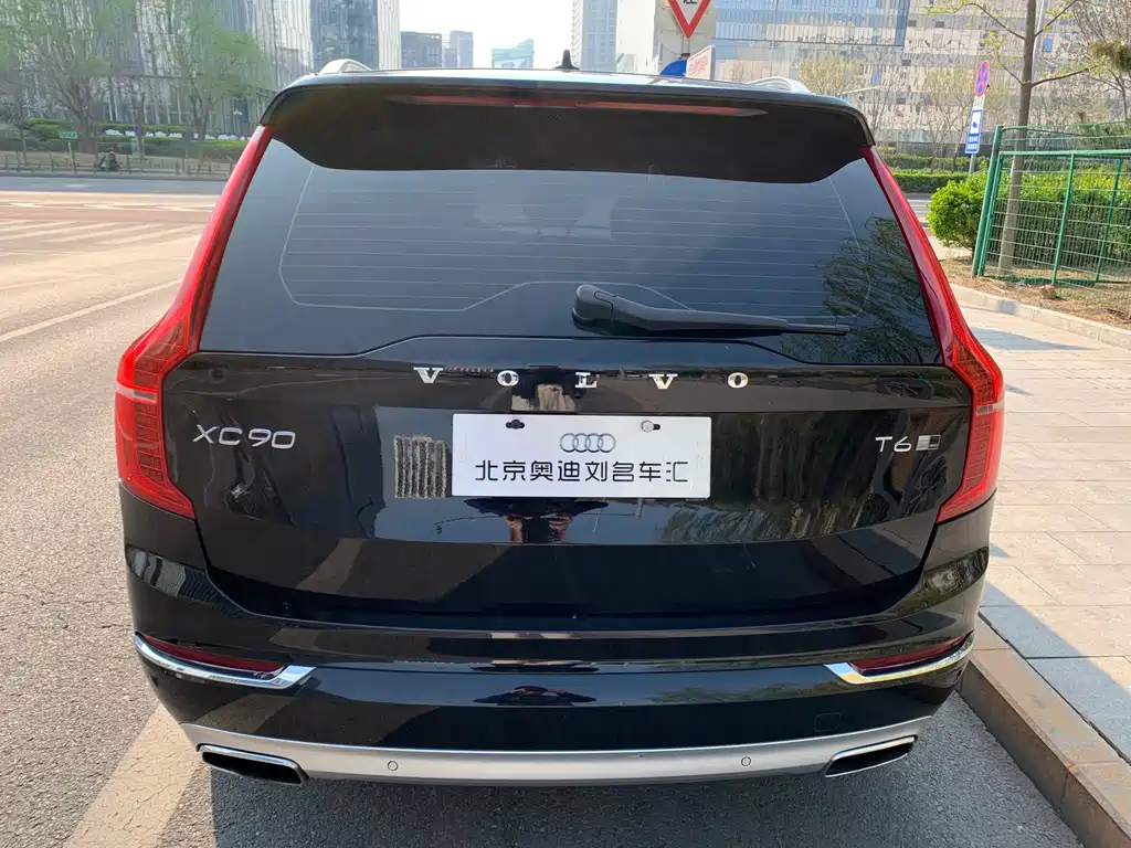 Volvo XC90 沃尔沃XC90 2015款 T6 智尊版 5座