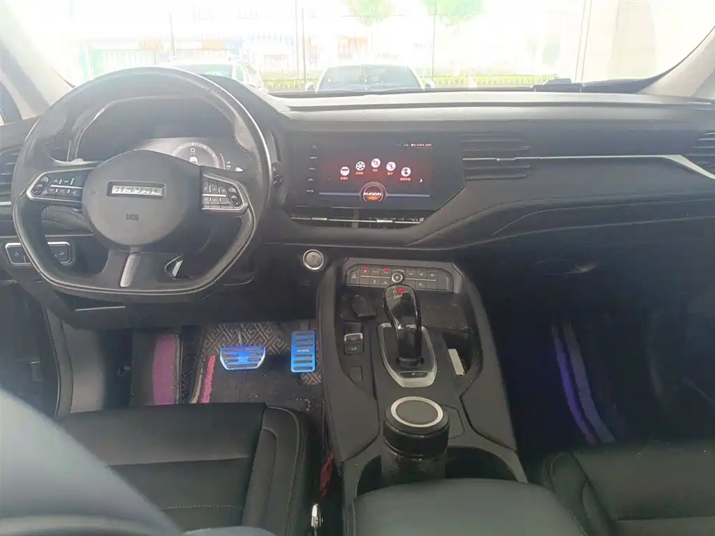 Haval F7 2.0 T 2 WD i Motion