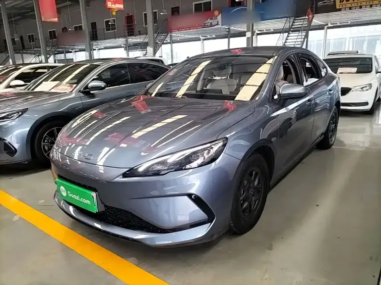BYD Seal 05 DM-i DM-i Smart Drive 55 KM Luxury