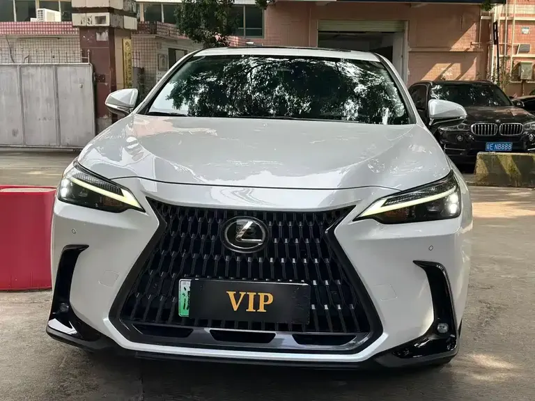 Lexus NX NEV 400 h+ Smooth