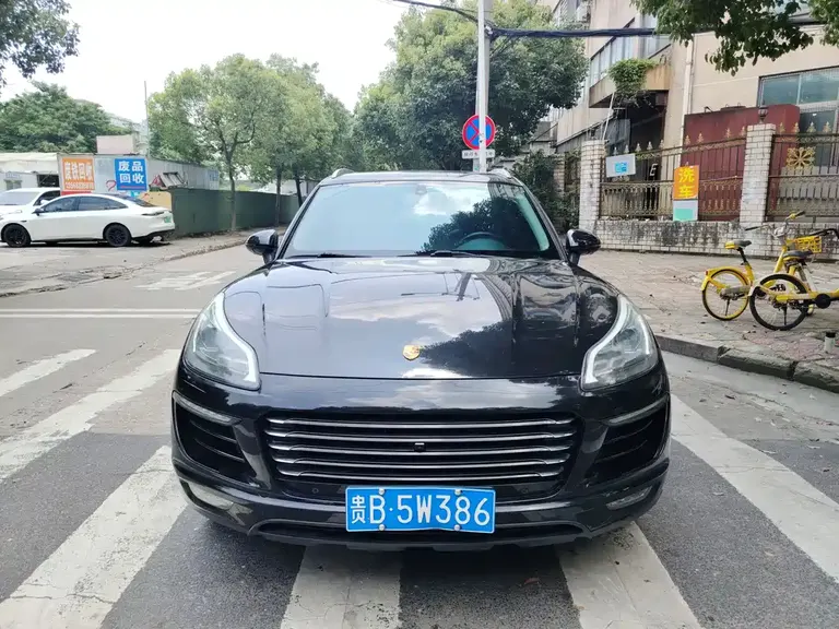 Zotye SR9 2.0 T Auto Ultimate Dream