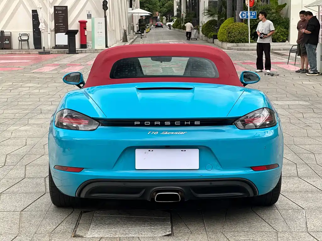 Porsche 718 Boxster 2.0 T