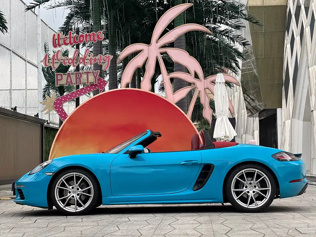 Porsche 718 Boxster 2.0 T