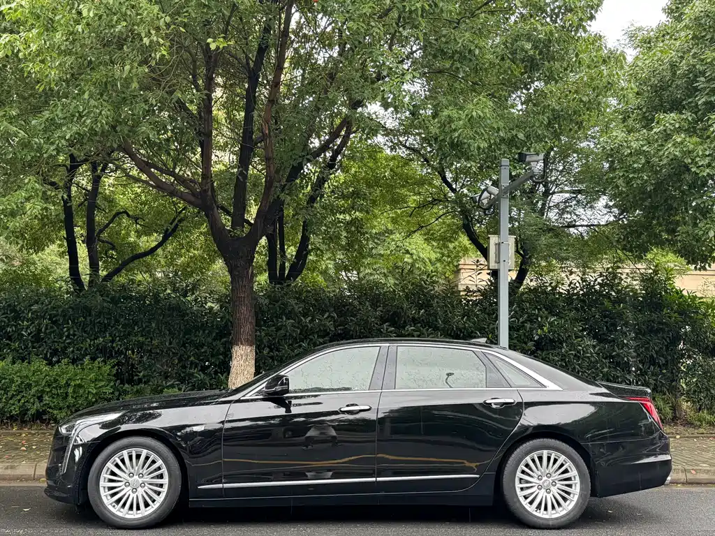 Cadillac CT6 28 T Luxury