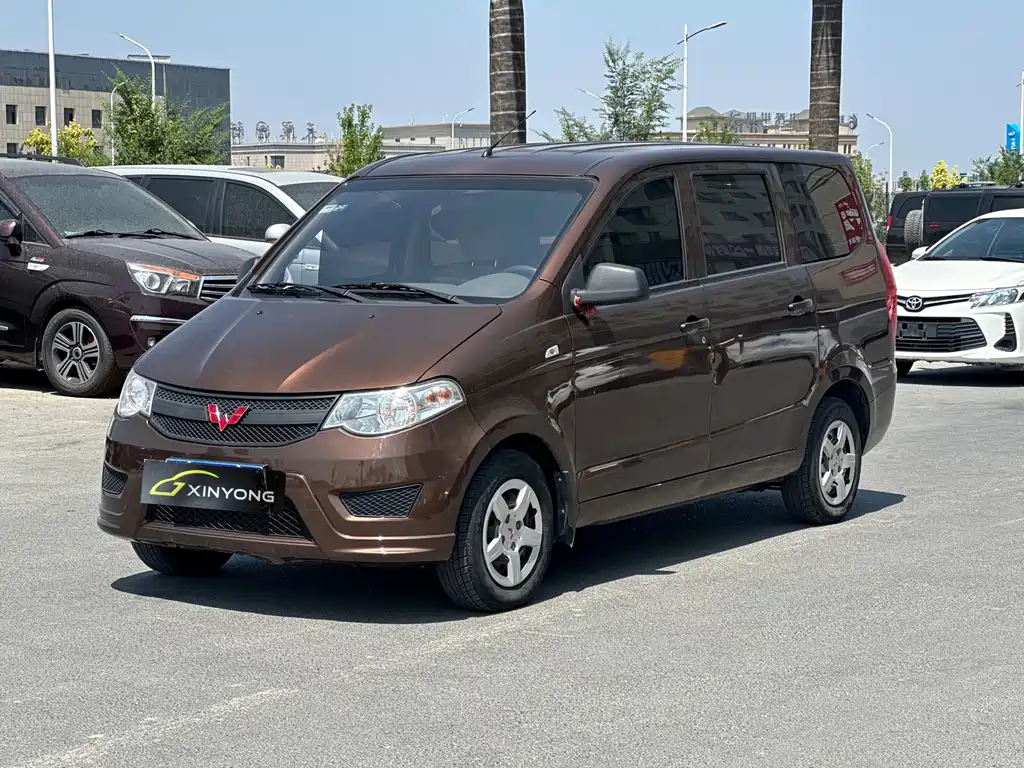 Wuling Hongguang 1.5 L Classic S Basic