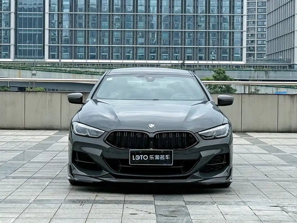 BMW 8 Series 840 i xDrive 4-door Coupe M Sport Package
