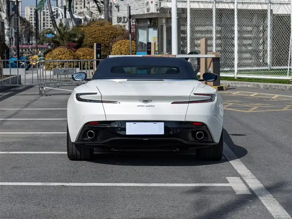 Aston Martin DB11 4.0 T V8 Volante