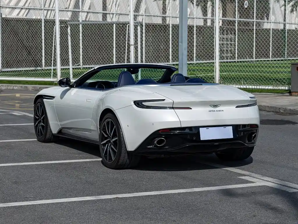 Aston Martin DB11 4.0 T V8 Volante