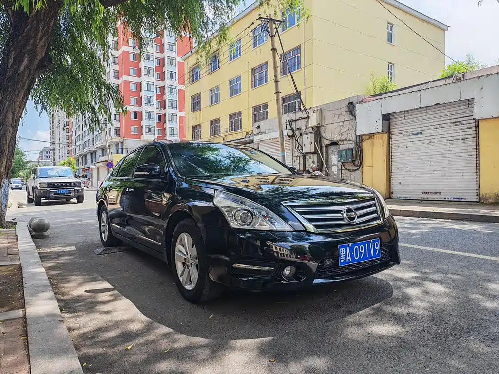 Teana 2.5 L XL Leading