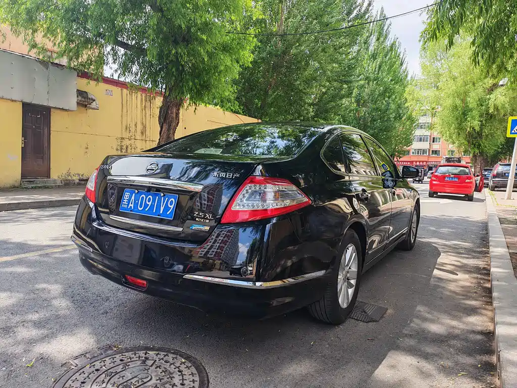 Teana 2.5 L XL Leading