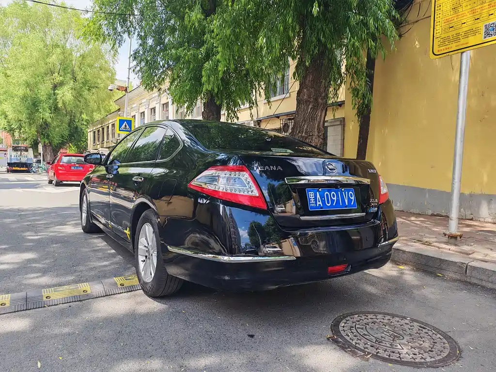 Teana 2.5 L XL Leading