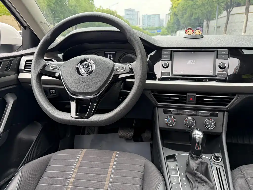 Lavida 280 TSI DSG Comfort CN-VI