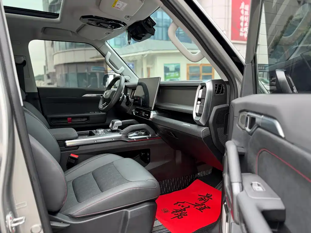 Jetour Traveller 2.0 T 4 WD Cross PRO