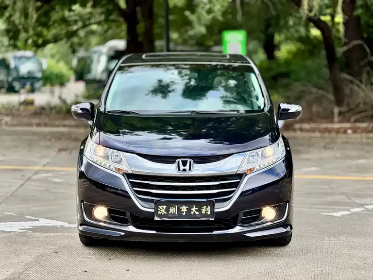 Honda Odyssey Facelift 2.4 L Luxury