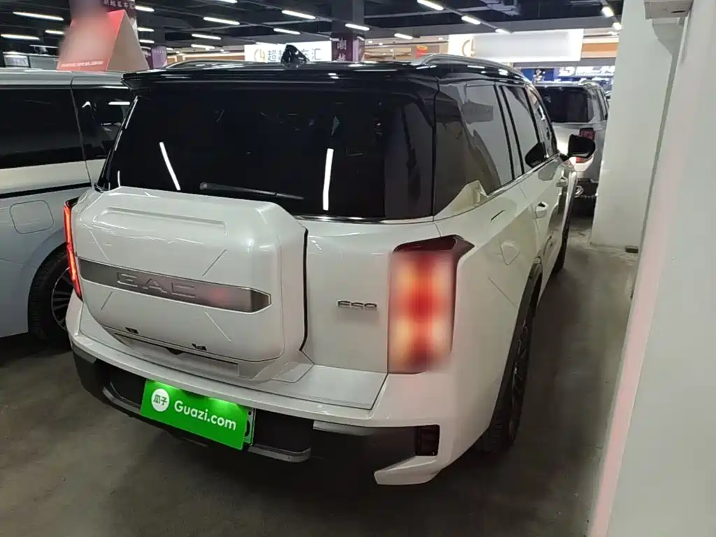 Trumpchi ES9 PHEV 143 km Touring Max