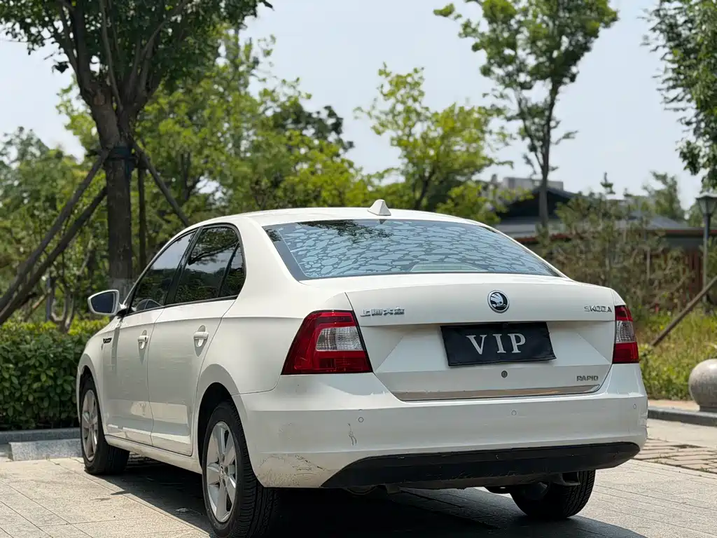 Rapid 1.6 L Auto Smart Select
