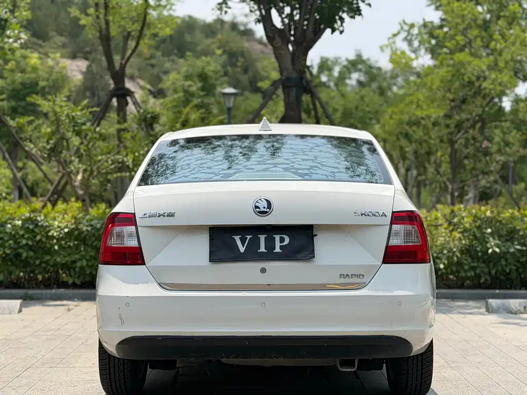 Rapid 1.6 L Auto Smart Select