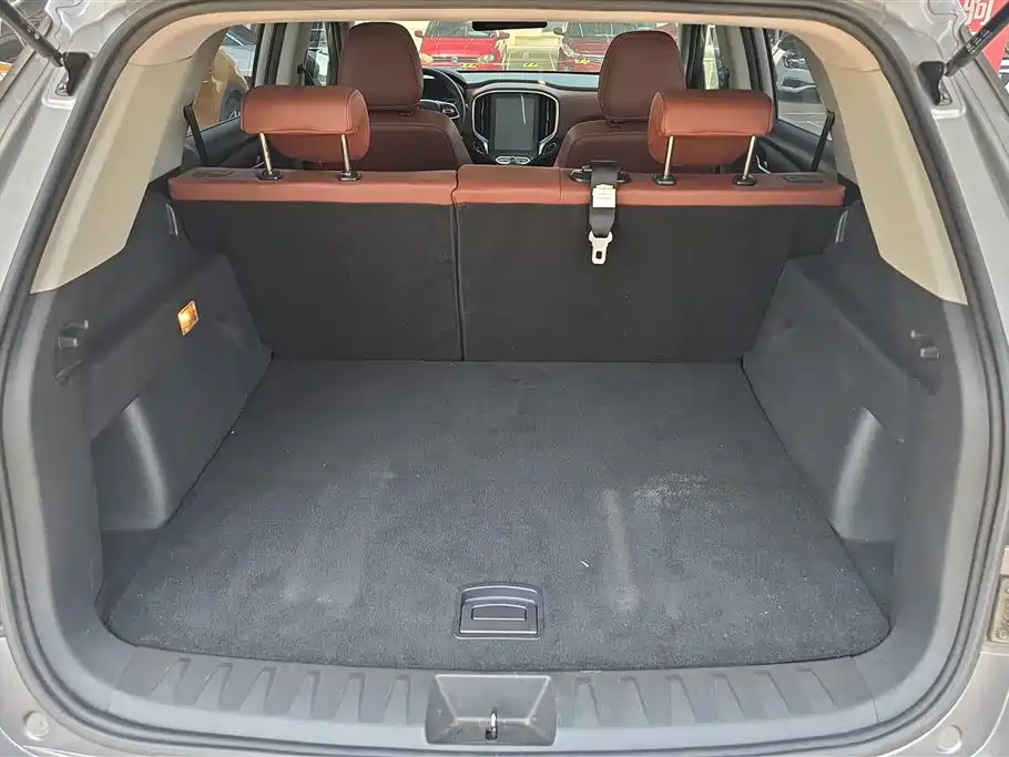Brilliance V6 1.5 T Auto Distinguished