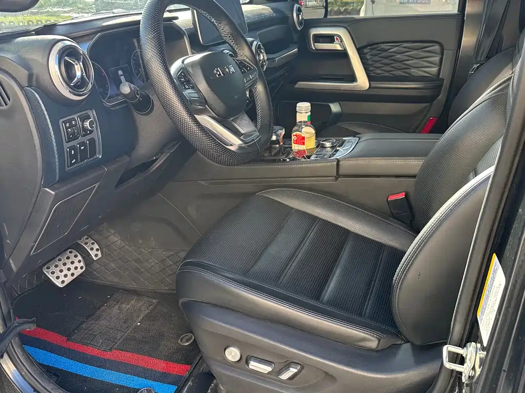 BAIC BJ40 2.0 T New City Hunter Swordsman