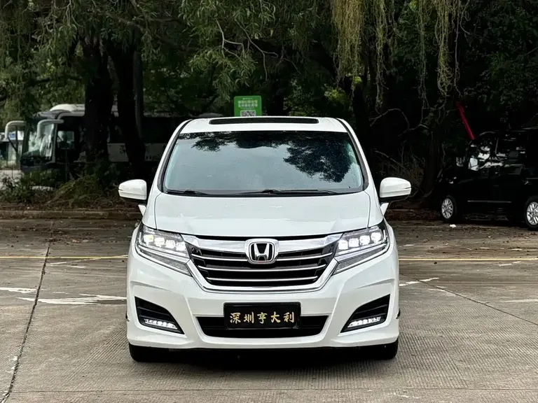 Honda Elysion 2.4 L Luxury