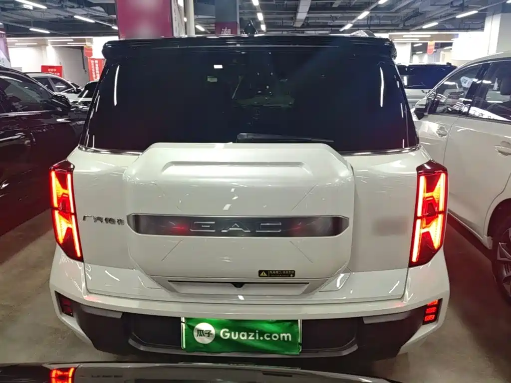 Trumpchi ES9 PHEV 143 km Touring Max