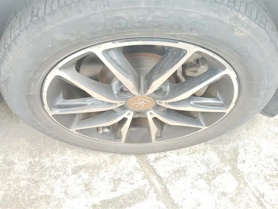 Song MAX 1.5 T Auto Connected Elite 7-seat